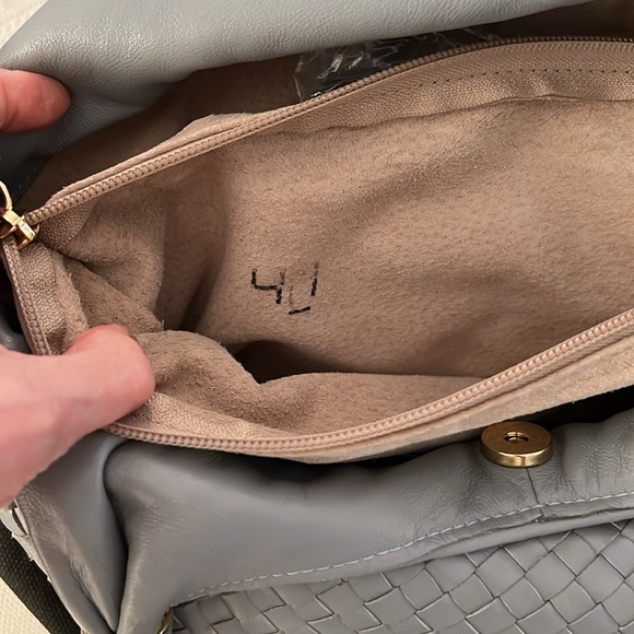 Gray Soft Woven Leather Handbag - Picture 5 of 5